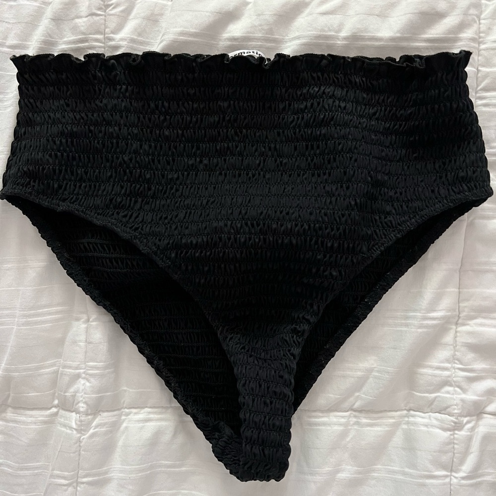 Reformation Ventura swim bottom XS